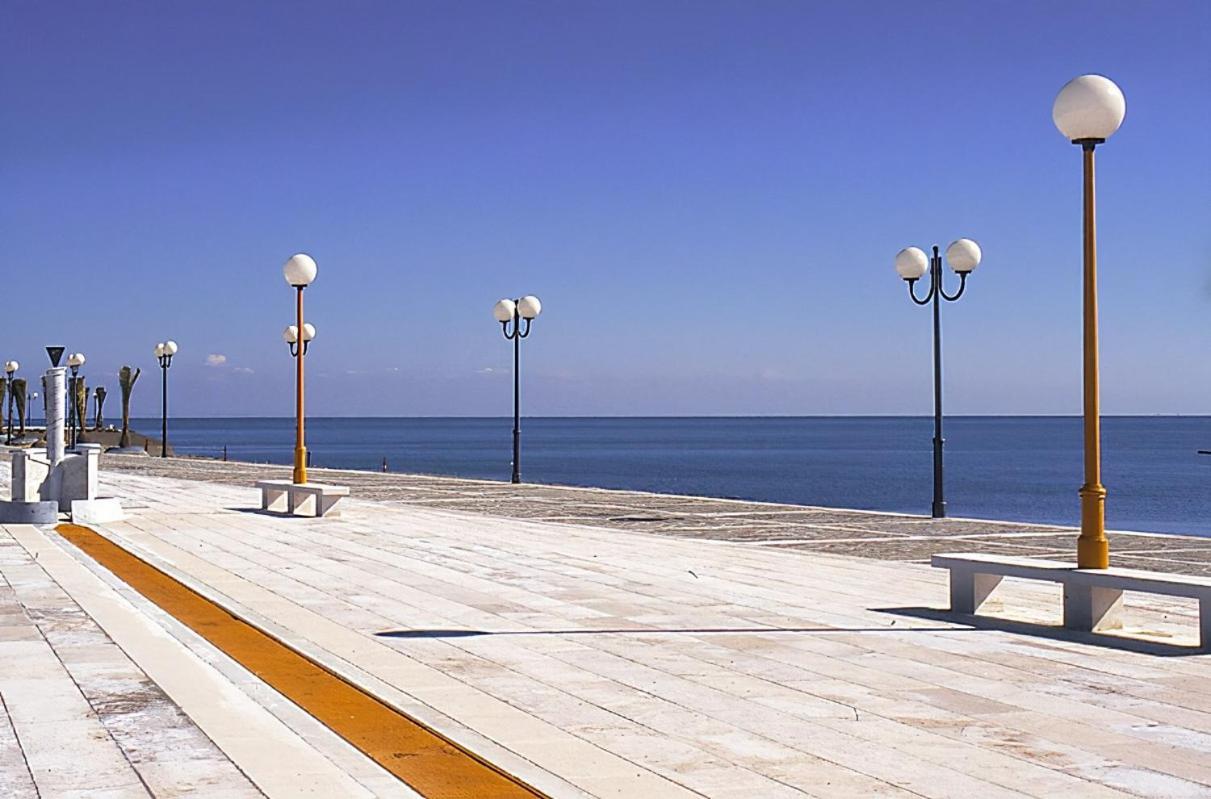 Apartamento Stella Marina Jonica 1Km Vom Strand Mit Terrasse Policoro Exterior foto